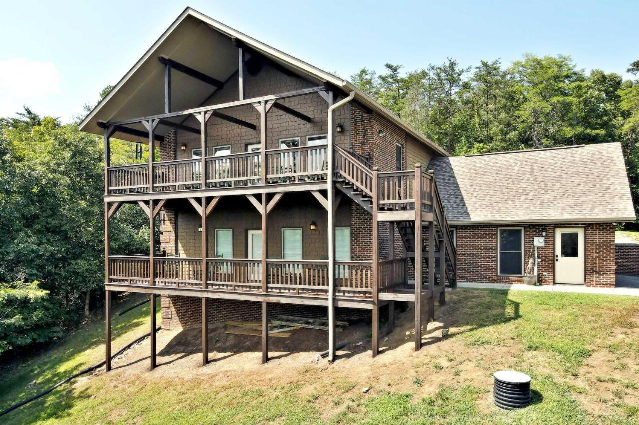 Pet-Friendly Smoky Mountain Retreat With Game Room! Sevierville Εξωτερικό φωτογραφία